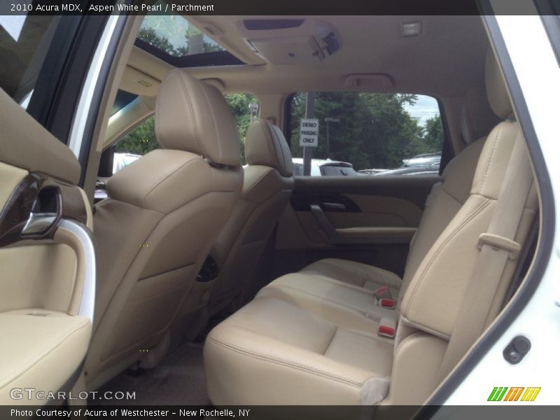 Aspen White Pearl / Parchment 2010 Acura MDX
