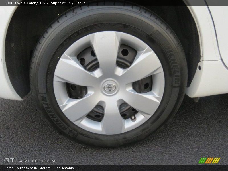Super White / Bisque 2008 Toyota Camry LE V6