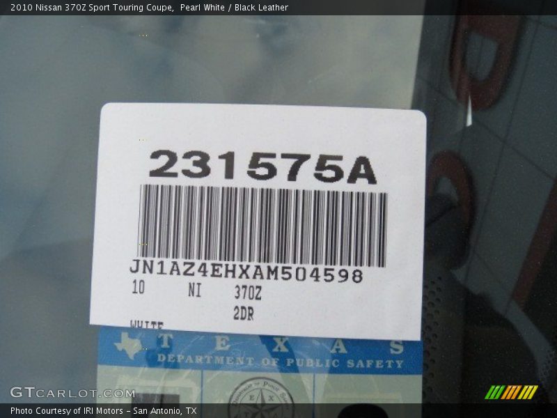 Pearl White / Black Leather 2010 Nissan 370Z Sport Touring Coupe