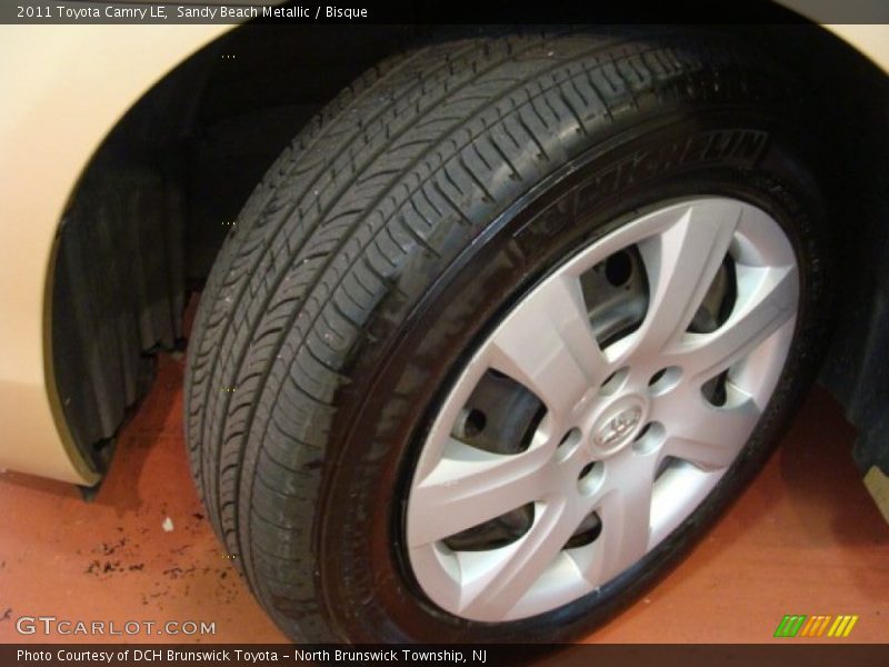 Sandy Beach Metallic / Bisque 2011 Toyota Camry LE