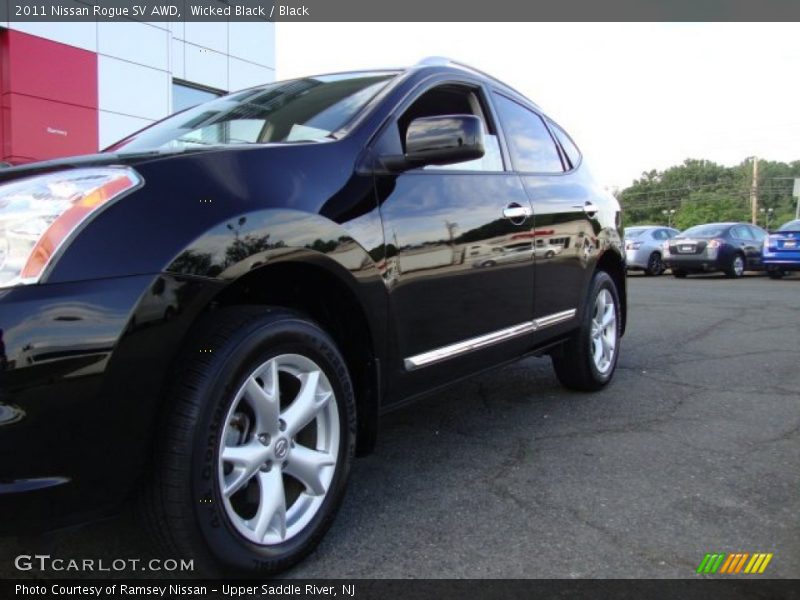 Wicked Black / Black 2011 Nissan Rogue SV AWD