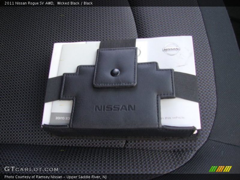 Wicked Black / Black 2011 Nissan Rogue SV AWD