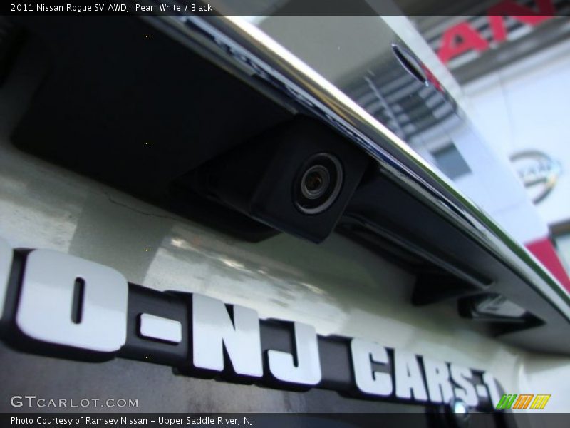 Pearl White / Black 2011 Nissan Rogue SV AWD