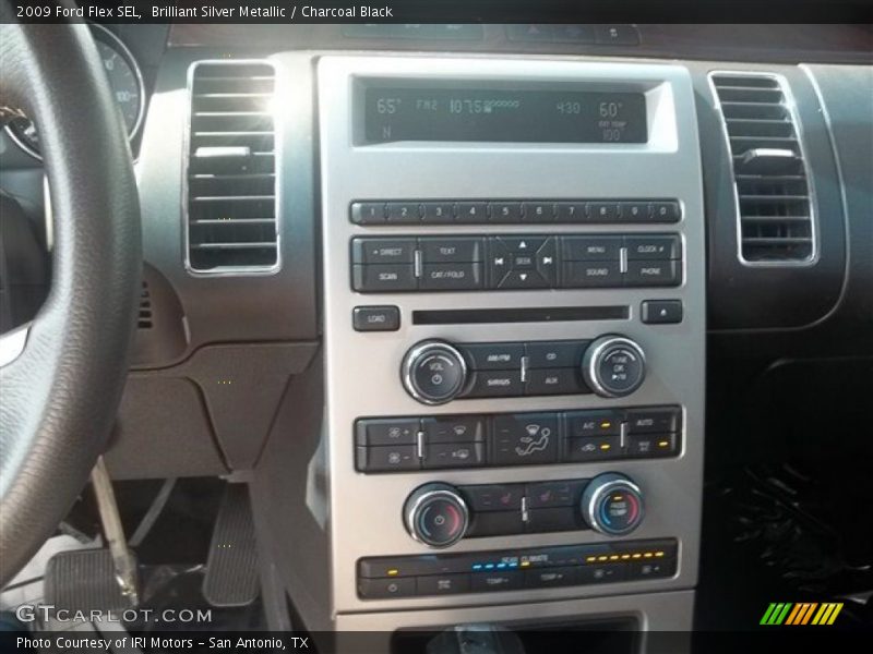 Brilliant Silver Metallic / Charcoal Black 2009 Ford Flex SEL