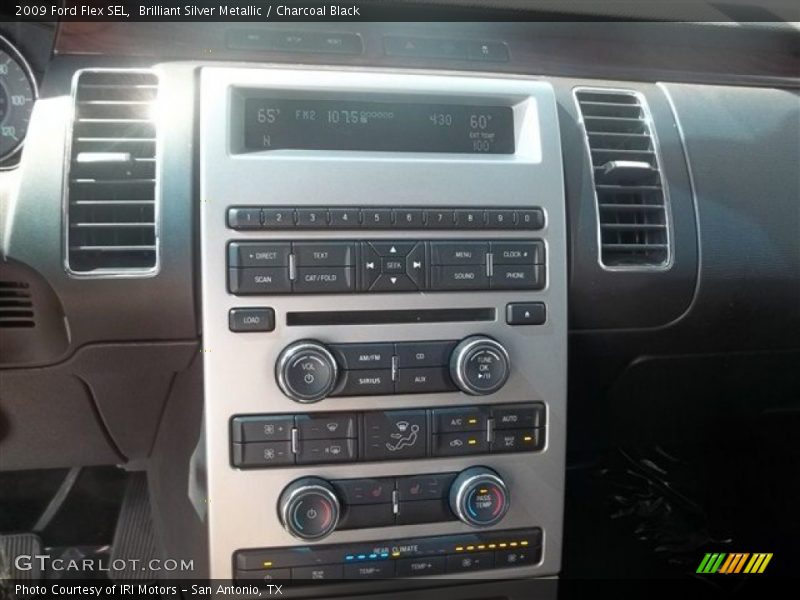 Brilliant Silver Metallic / Charcoal Black 2009 Ford Flex SEL