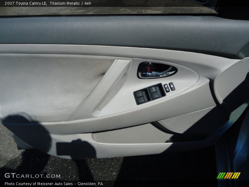 Titanium Metallic / Ash 2007 Toyota Camry LE