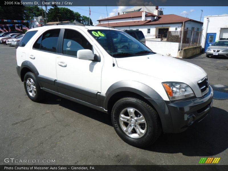 Clear White / Gray 2006 Kia Sorento EX