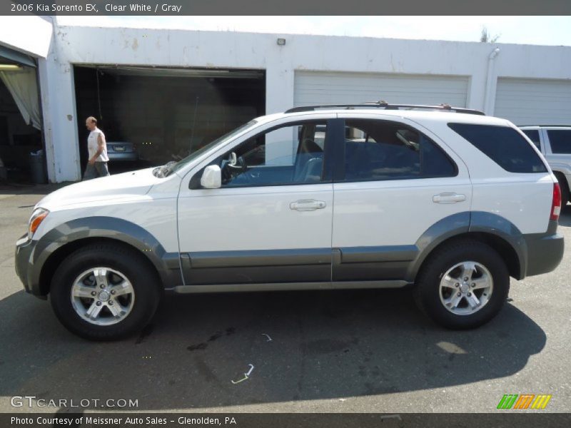 Clear White / Gray 2006 Kia Sorento EX
