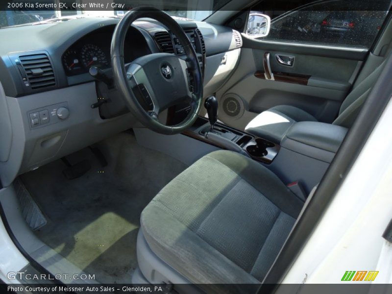 Clear White / Gray 2006 Kia Sorento EX