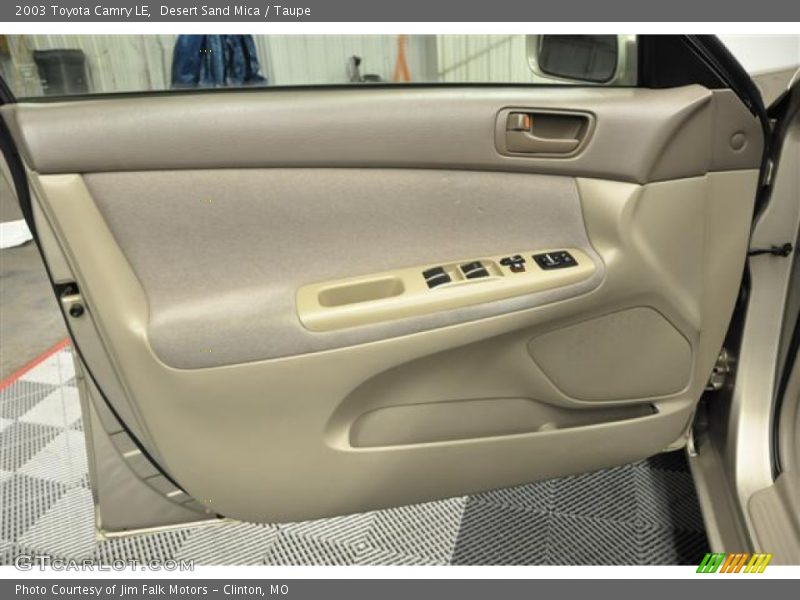 Desert Sand Mica / Taupe 2003 Toyota Camry LE