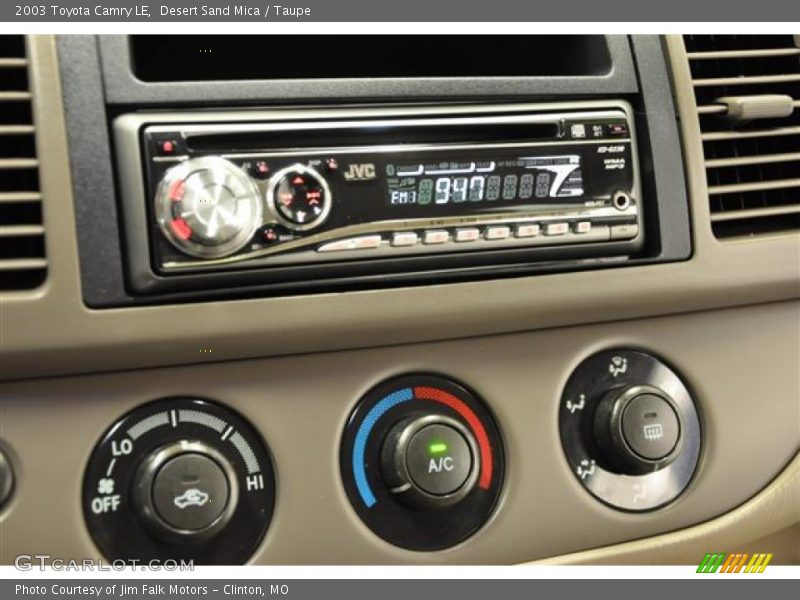 Desert Sand Mica / Taupe 2003 Toyota Camry LE