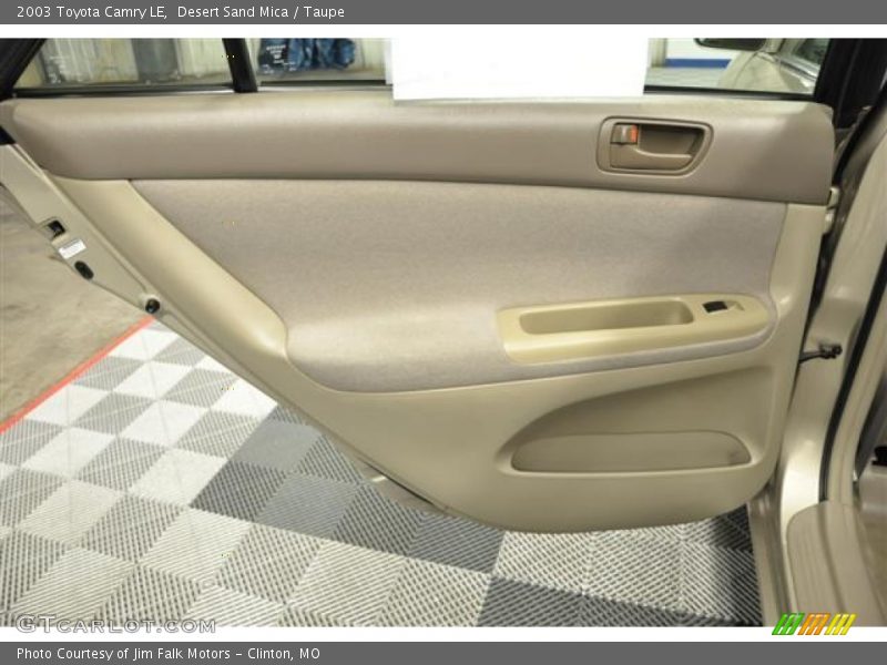 Desert Sand Mica / Taupe 2003 Toyota Camry LE