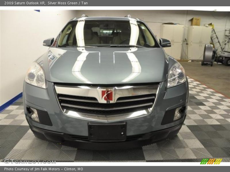 Silver Moss Green / Tan 2009 Saturn Outlook XR