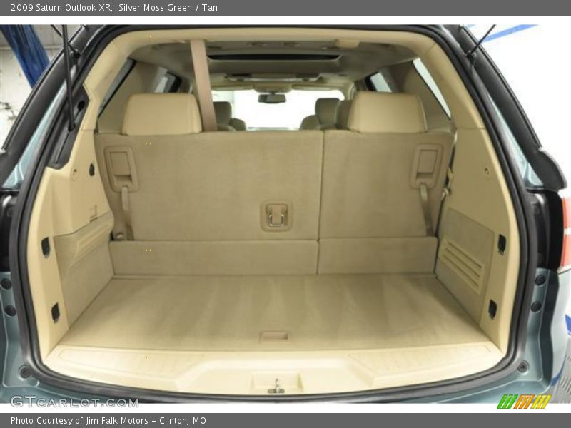 Silver Moss Green / Tan 2009 Saturn Outlook XR