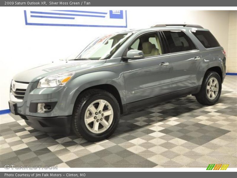 Silver Moss Green / Tan 2009 Saturn Outlook XR