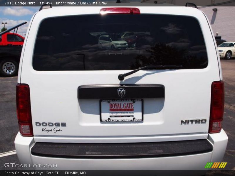 Bright White / Dark Slate Gray 2011 Dodge Nitro Heat 4x4