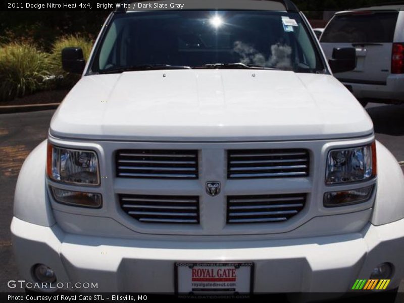 Bright White / Dark Slate Gray 2011 Dodge Nitro Heat 4x4