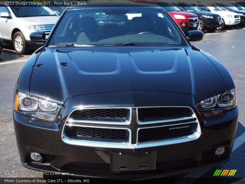 Pitch Black / Black 2011 Dodge Charger R/T