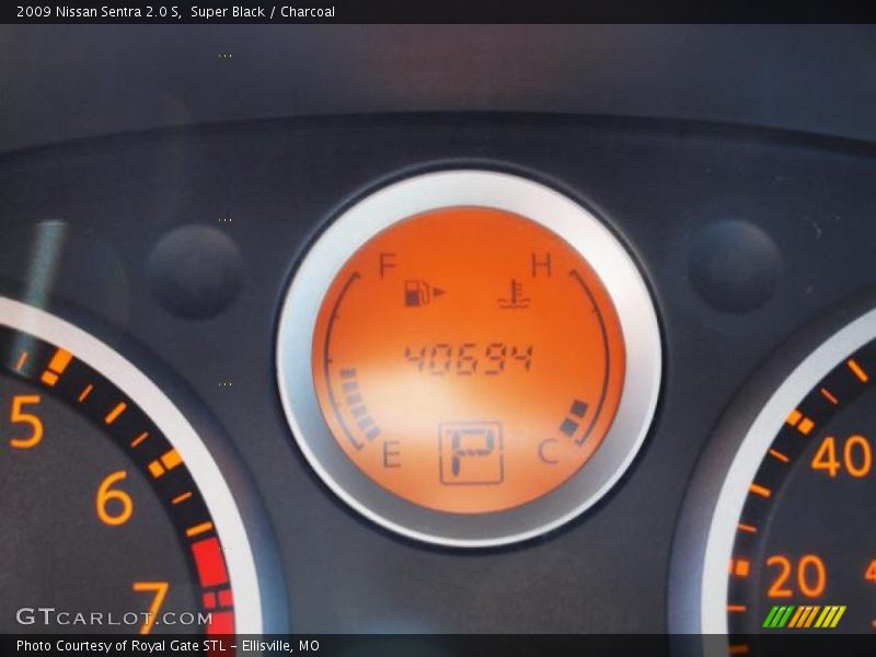 Super Black / Charcoal 2009 Nissan Sentra 2.0 S