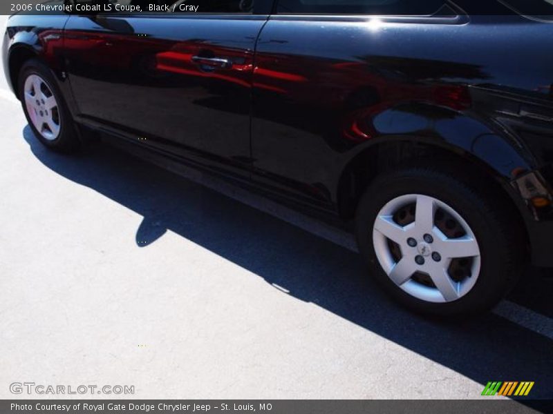 Black / Gray 2006 Chevrolet Cobalt LS Coupe