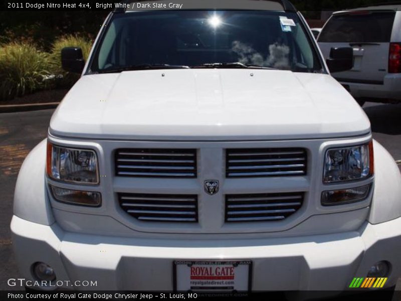 Bright White / Dark Slate Gray 2011 Dodge Nitro Heat 4x4