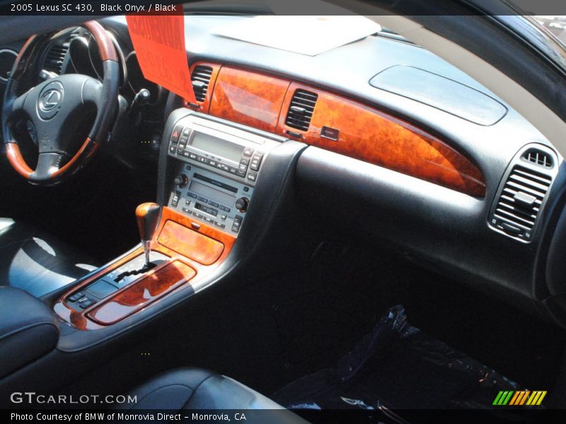 Black Onyx / Black 2005 Lexus SC 430