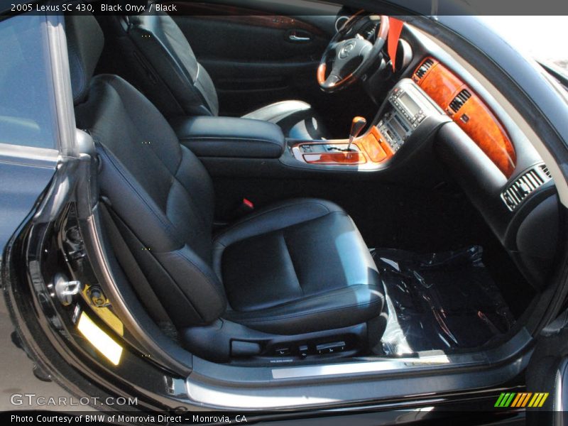 Black Onyx / Black 2005 Lexus SC 430