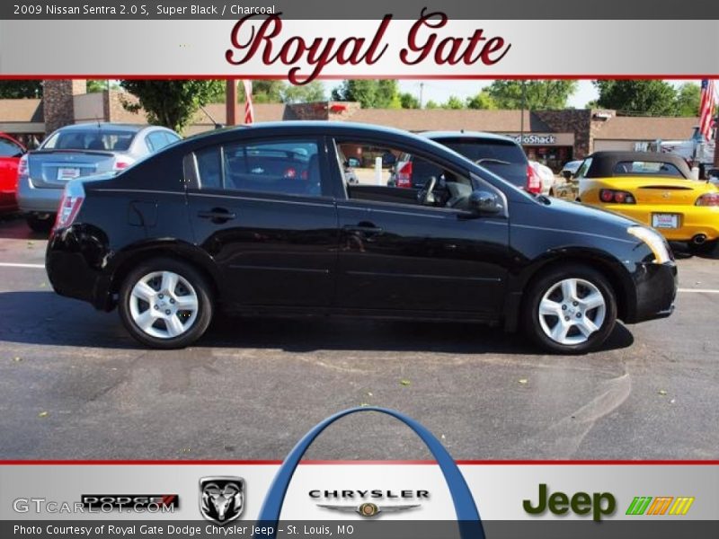 Super Black / Charcoal 2009 Nissan Sentra 2.0 S