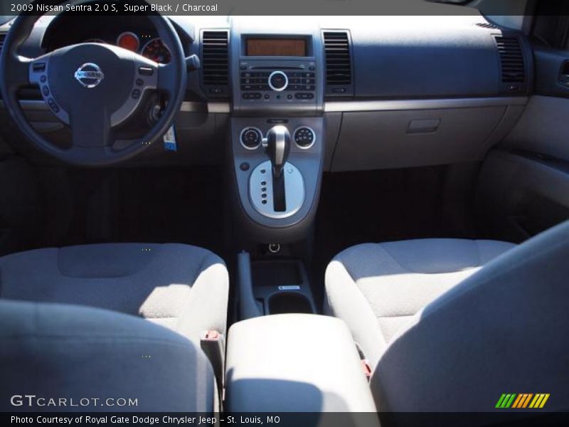 Super Black / Charcoal 2009 Nissan Sentra 2.0 S