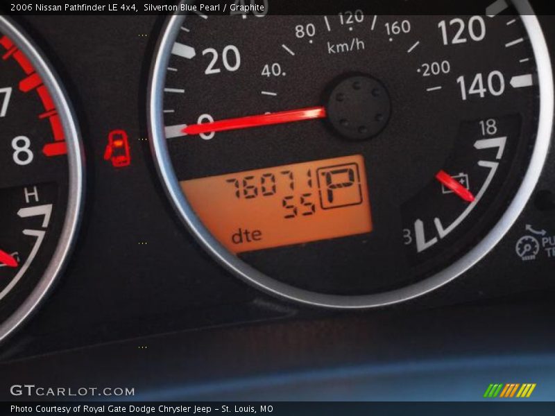 Silverton Blue Pearl / Graphite 2006 Nissan Pathfinder LE 4x4