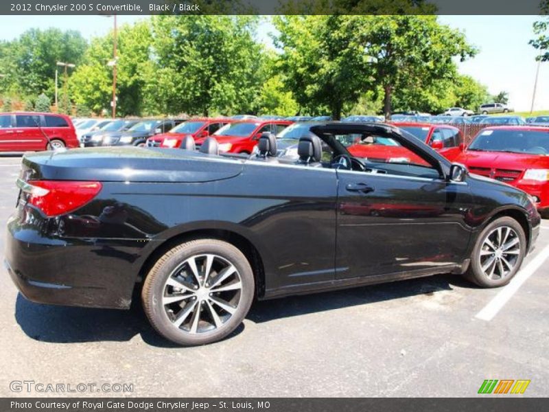 Black / Black 2012 Chrysler 200 S Convertible