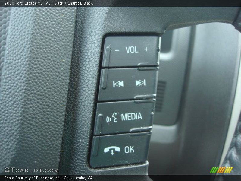 Black / Charcoal Black 2010 Ford Escape XLT V6