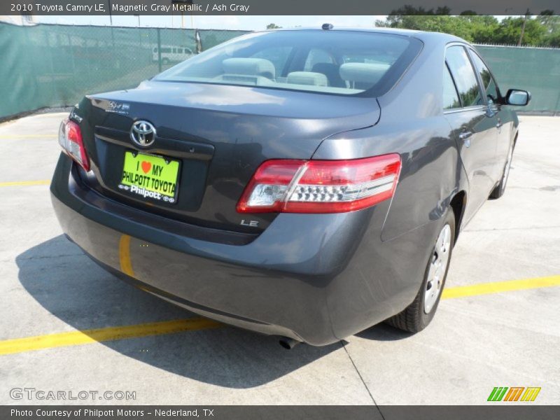 Magnetic Gray Metallic / Ash Gray 2010 Toyota Camry LE