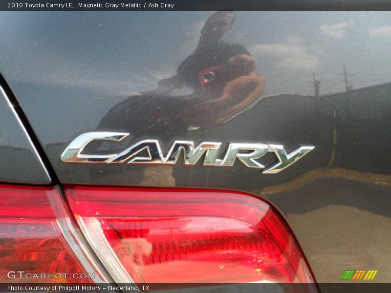 Magnetic Gray Metallic / Ash Gray 2010 Toyota Camry LE