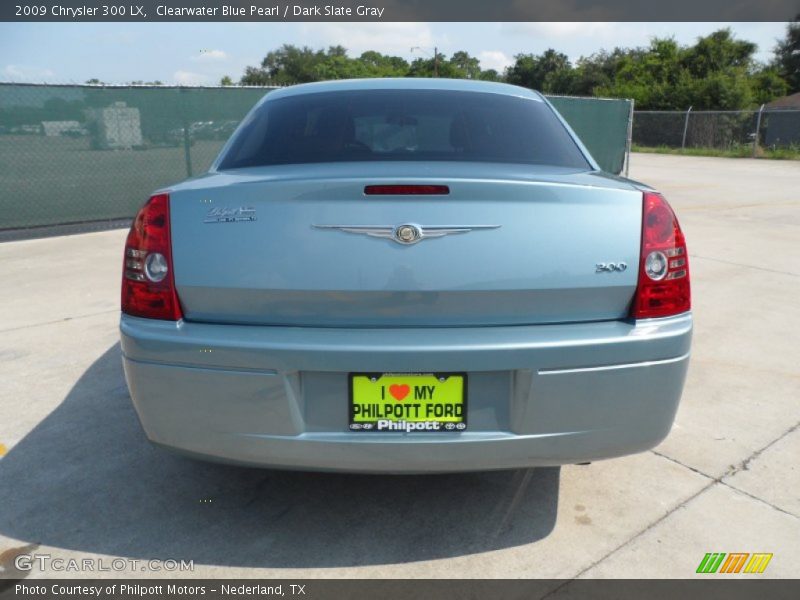 Clearwater Blue Pearl / Dark Slate Gray 2009 Chrysler 300 LX