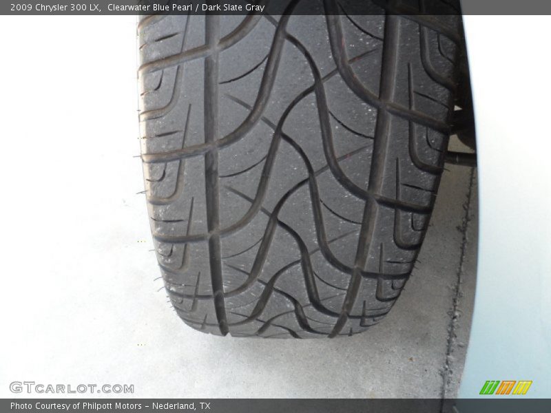 Clearwater Blue Pearl / Dark Slate Gray 2009 Chrysler 300 LX