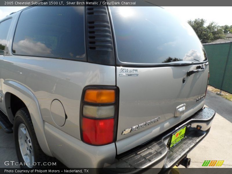 Silver Birch Metallic / Gray/Dark Charcoal 2005 Chevrolet Suburban 1500 LT
