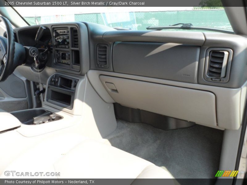 Silver Birch Metallic / Gray/Dark Charcoal 2005 Chevrolet Suburban 1500 LT