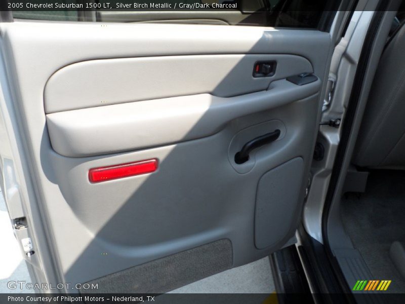 Silver Birch Metallic / Gray/Dark Charcoal 2005 Chevrolet Suburban 1500 LT