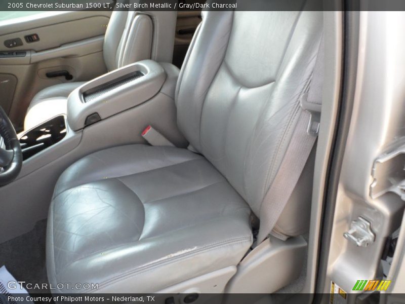Silver Birch Metallic / Gray/Dark Charcoal 2005 Chevrolet Suburban 1500 LT