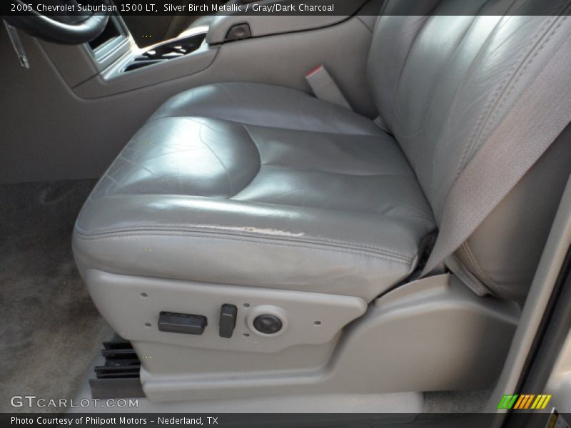 Silver Birch Metallic / Gray/Dark Charcoal 2005 Chevrolet Suburban 1500 LT