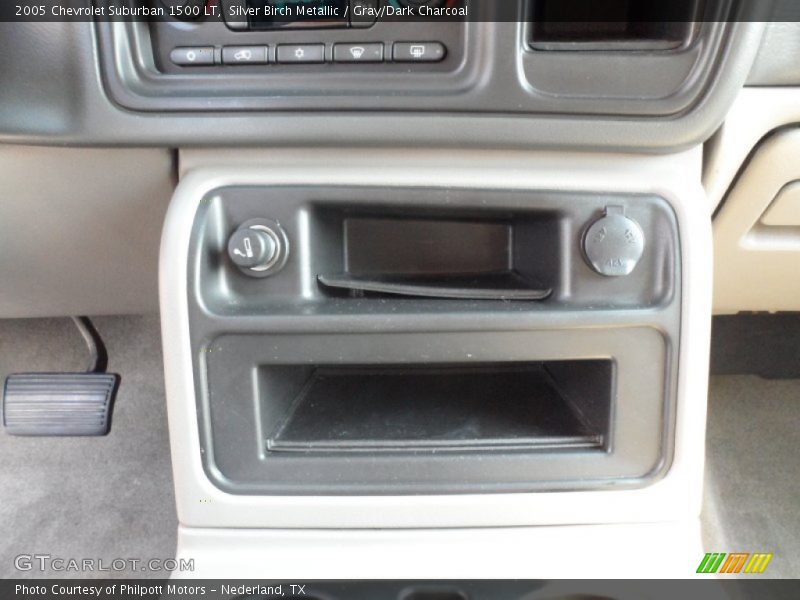 Silver Birch Metallic / Gray/Dark Charcoal 2005 Chevrolet Suburban 1500 LT