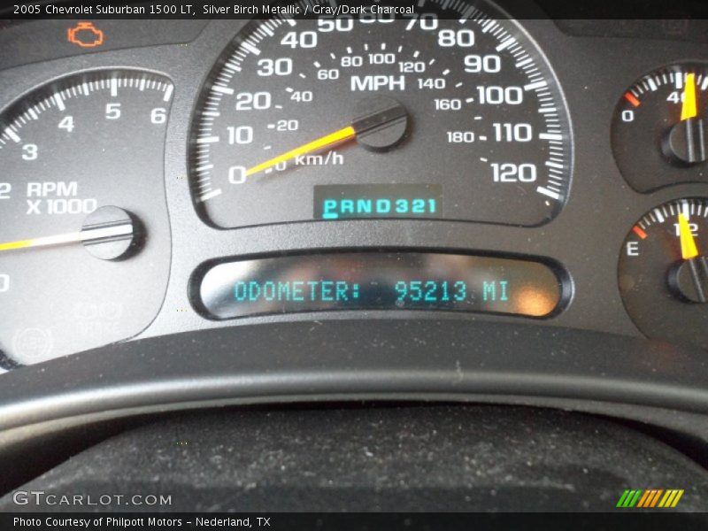 Silver Birch Metallic / Gray/Dark Charcoal 2005 Chevrolet Suburban 1500 LT