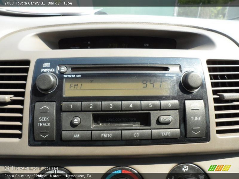 Black / Taupe 2003 Toyota Camry LE