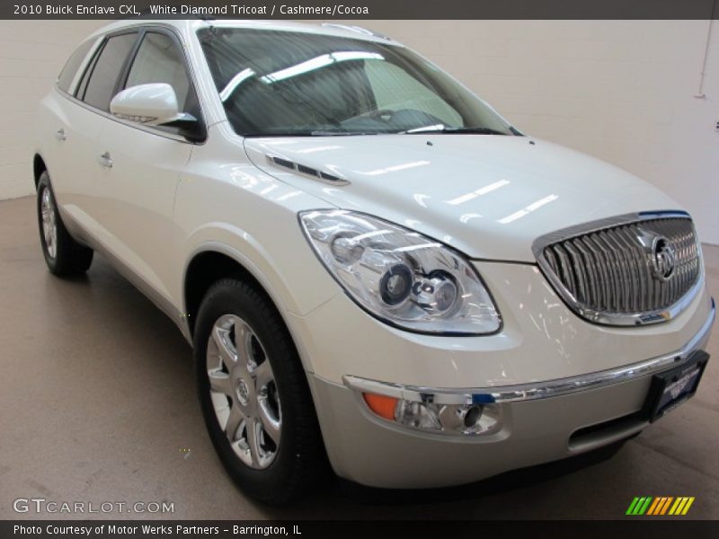 White Diamond Tricoat / Cashmere/Cocoa 2010 Buick Enclave CXL