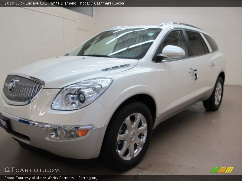 White Diamond Tricoat / Cashmere/Cocoa 2010 Buick Enclave CXL