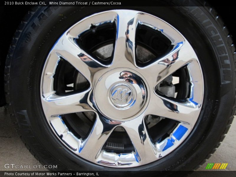 White Diamond Tricoat / Cashmere/Cocoa 2010 Buick Enclave CXL