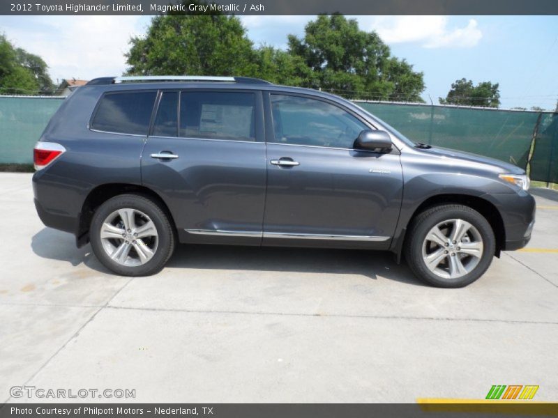 Magnetic Gray Metallic / Ash 2012 Toyota Highlander Limited