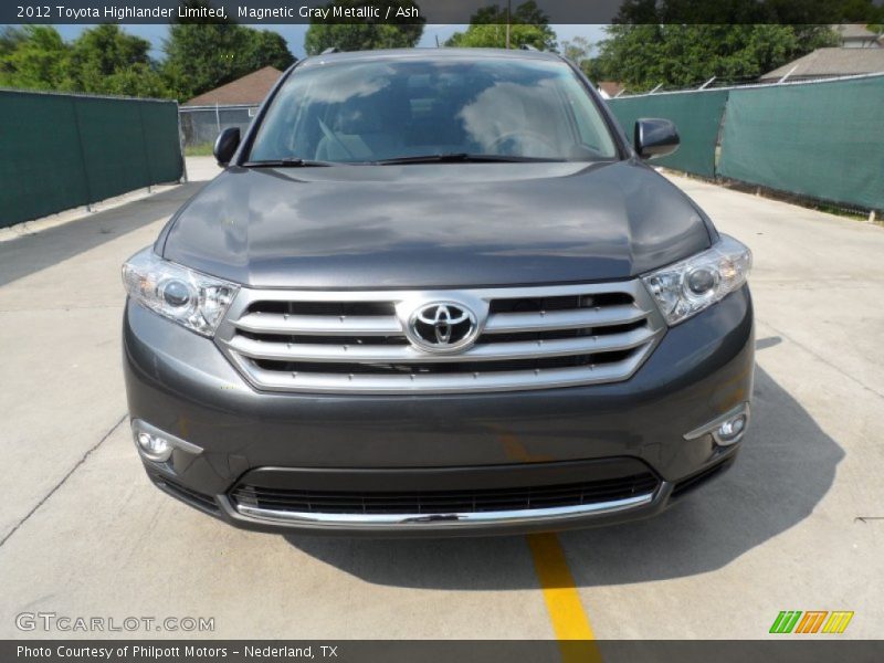 Magnetic Gray Metallic / Ash 2012 Toyota Highlander Limited