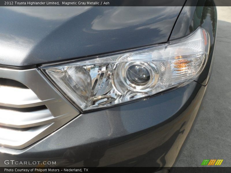 Magnetic Gray Metallic / Ash 2012 Toyota Highlander Limited